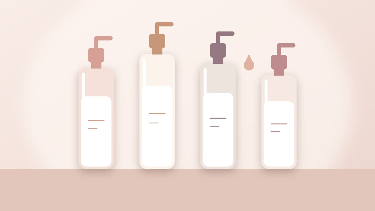 Illustration of four salon-size 100 ml serum pump bottles in soft pink and beige tones, for the La Mente serums guide