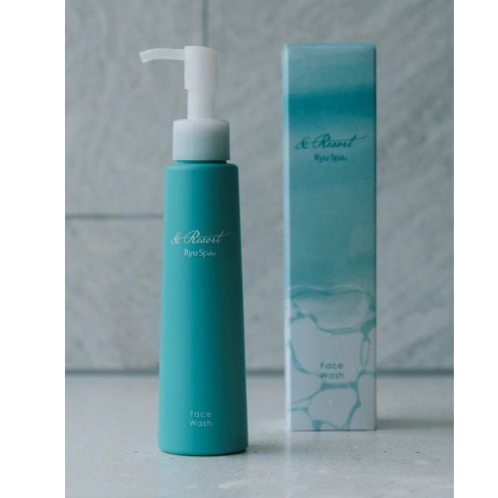 Ryu Spa Resort Wash - رغوة تطهير للغسل بالطين البحري ، 150 جم.